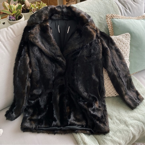 Zara faux fur jacket - Picture 2 of 11